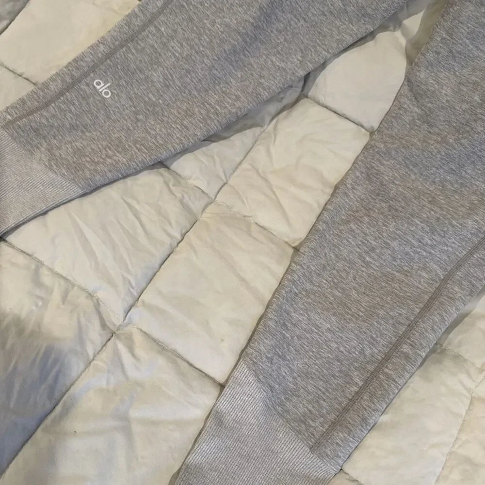 Alo Yoga High Waist Womens Leggings Size M RN 87320 Compression GREY & WHITE